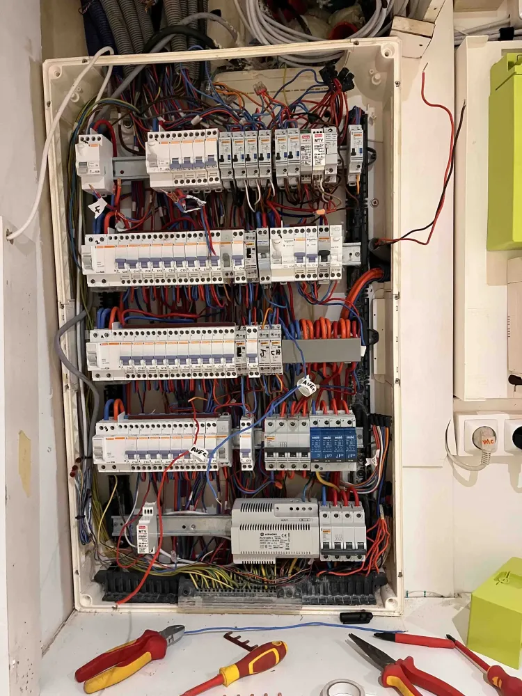 Électricité dans les Alpes-Maritimes (17webp