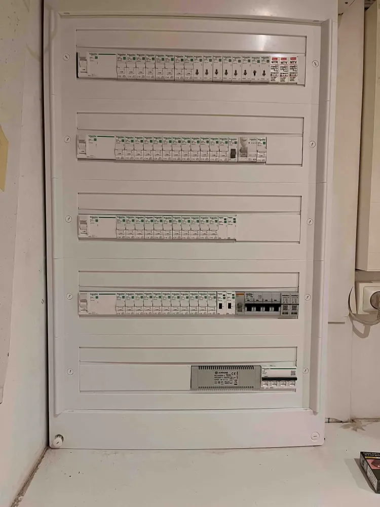 Électricité dans les Alpes-Maritimes (18webp