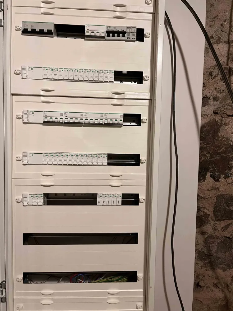 Électricité dans les Alpes-Maritimes (23webp